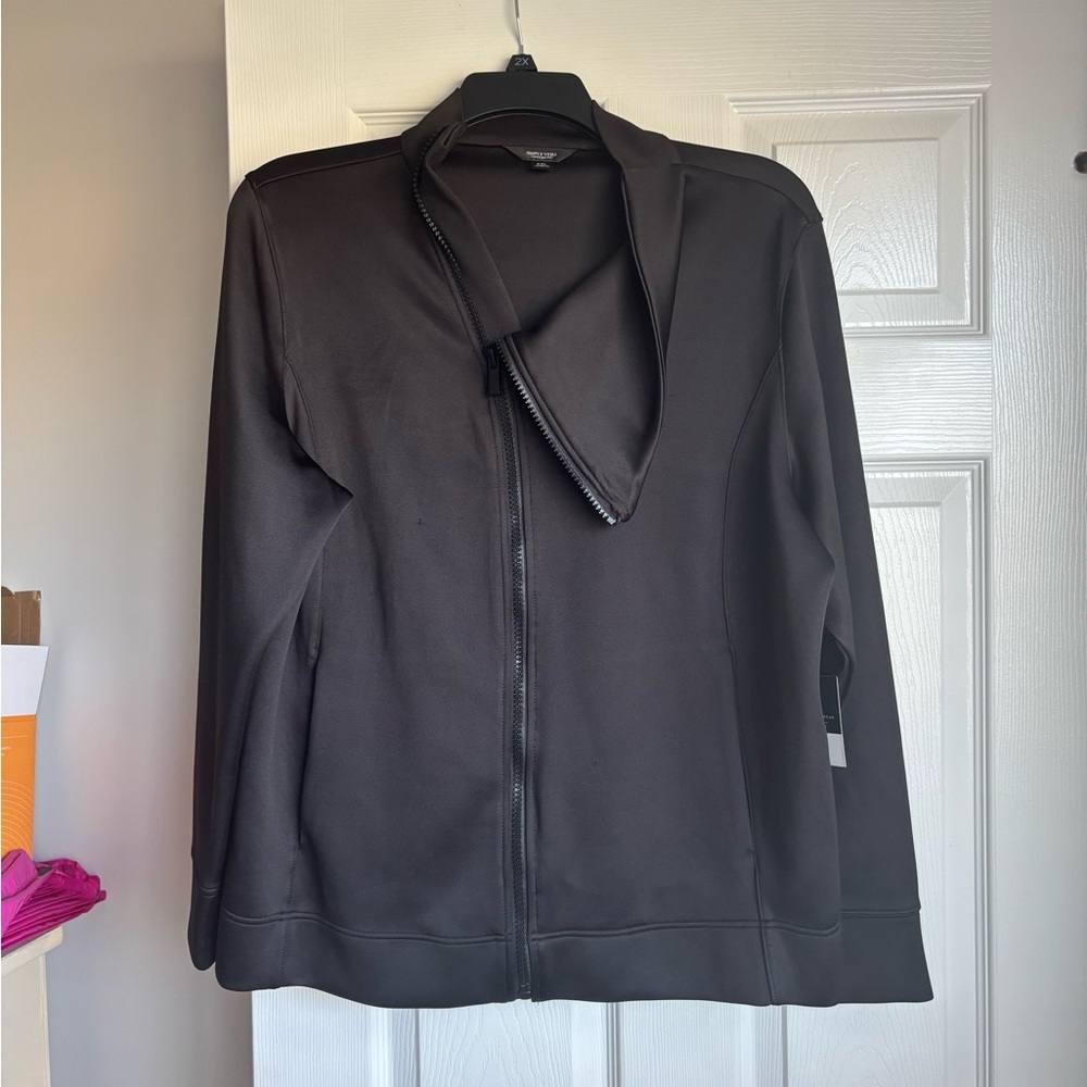 Simply Vera Vera Wang Black Retail Hang Tag